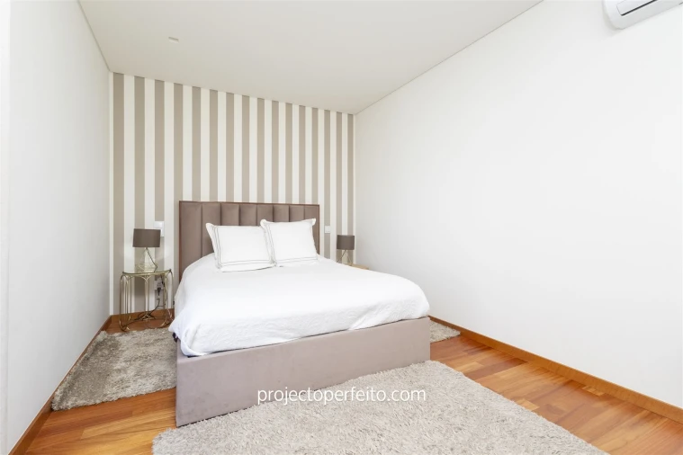 Moradia T4 para Venda em Retorta e Tougues Foto 21