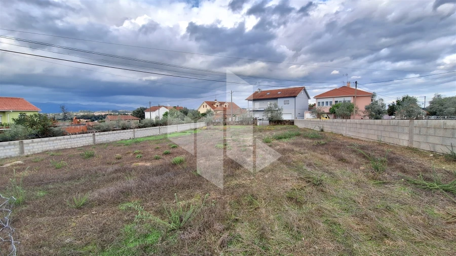 Terreno para Venda em Molelos Foto 2