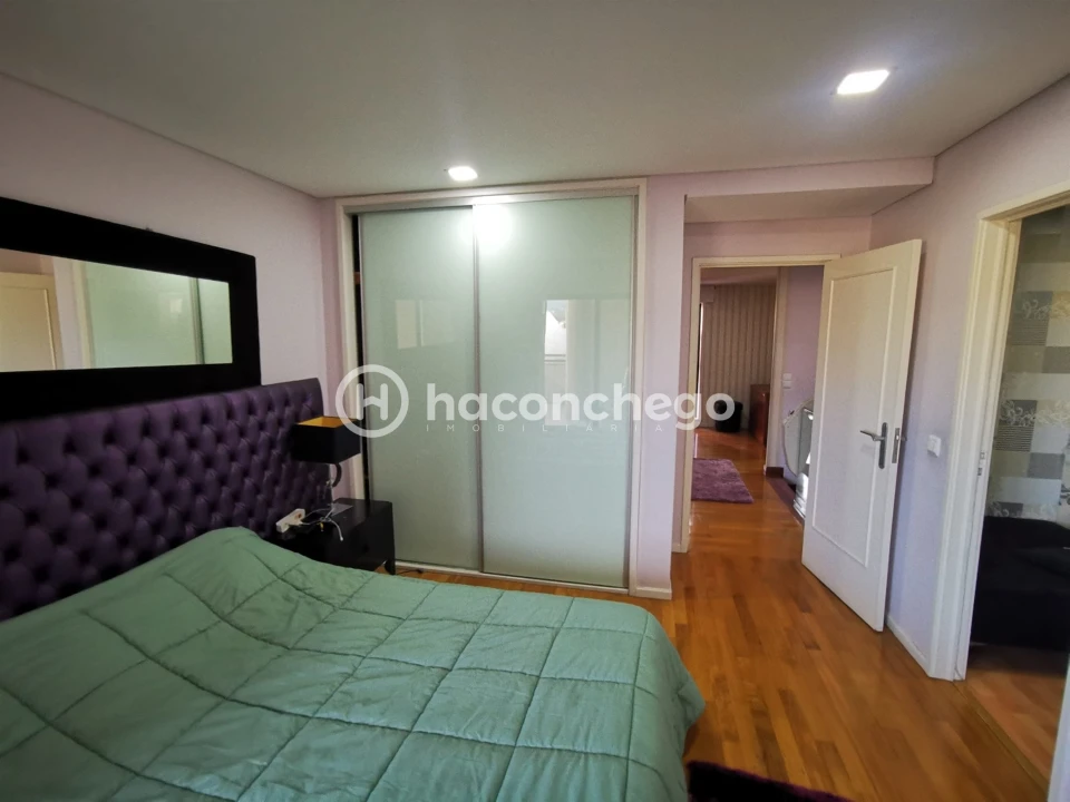 Apartamento T3 para Venda em Arcozelo Foto 24