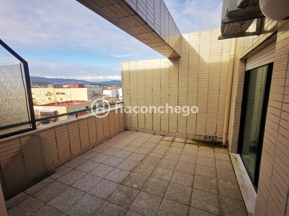 Apartamento T3 para Venda em Arcozelo Foto 20