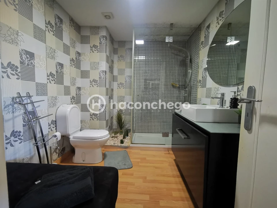 Apartamento T3 para Venda em Arcozelo Foto 25