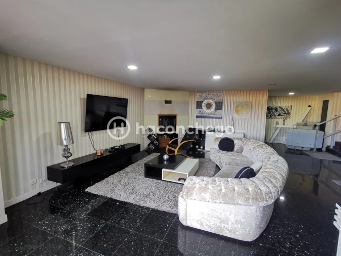 Apartamento T3 para Venda em Arcozelo Foto 11