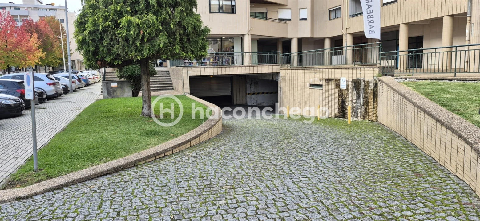 Apartamento T3 para Venda em Arcozelo Foto 40