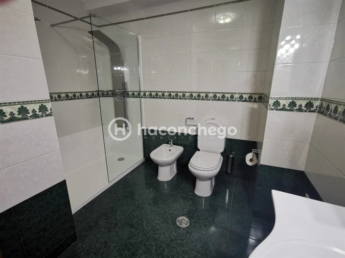 Apartamento T2 para Arrendamento em Arcozelo Foto 21