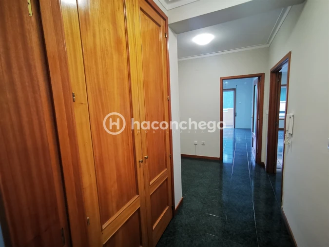 Apartamento T2 para Arrendamento em Arcozelo Foto 15