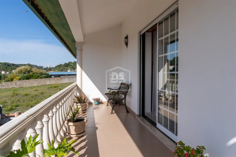 Moradia T3 para Venda em Marinha Grande Foto 8