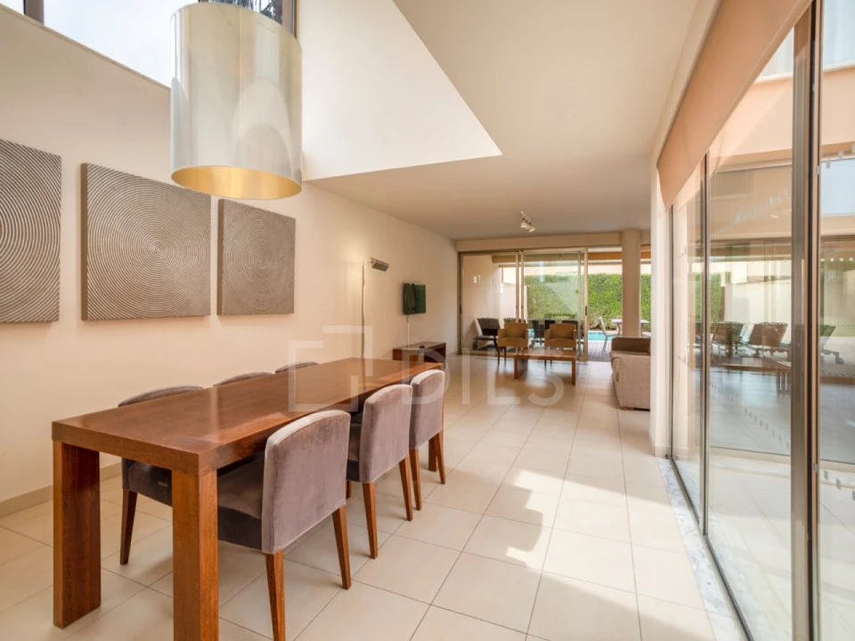 Moradia T4 para Venda em Guia Foto 7