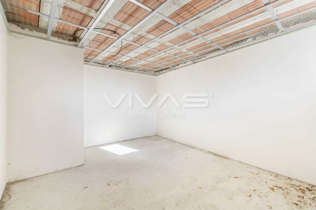 Moradia T6 para Venda em Ribeira do Neiva Foto 11