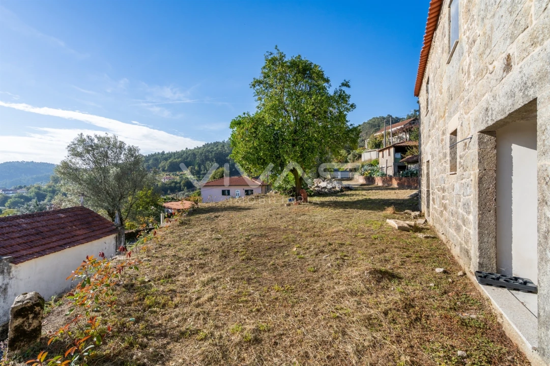 Moradia T6 para Venda em Ribeira do Neiva Foto 3