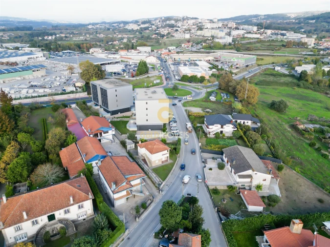 Moradia T3 para Venda em Guilhufe e Urrô Foto 34