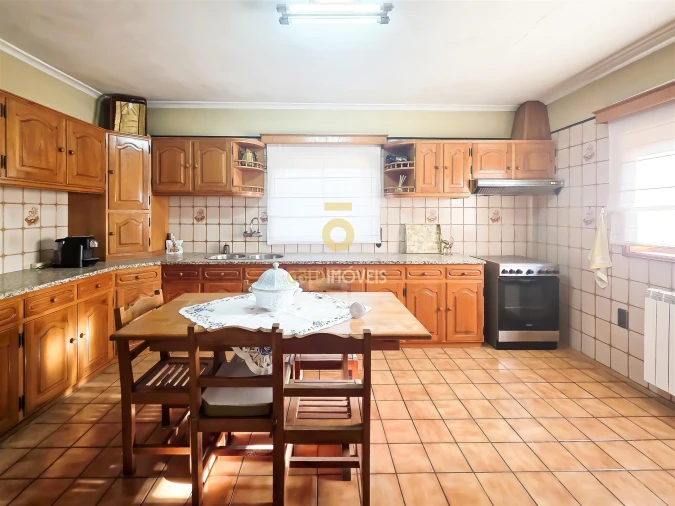 Moradia T3 para Venda em Guilhufe e Urrô Foto 3