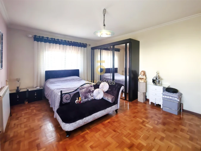 Moradia T3 para Venda em Guilhufe e Urrô Foto 12