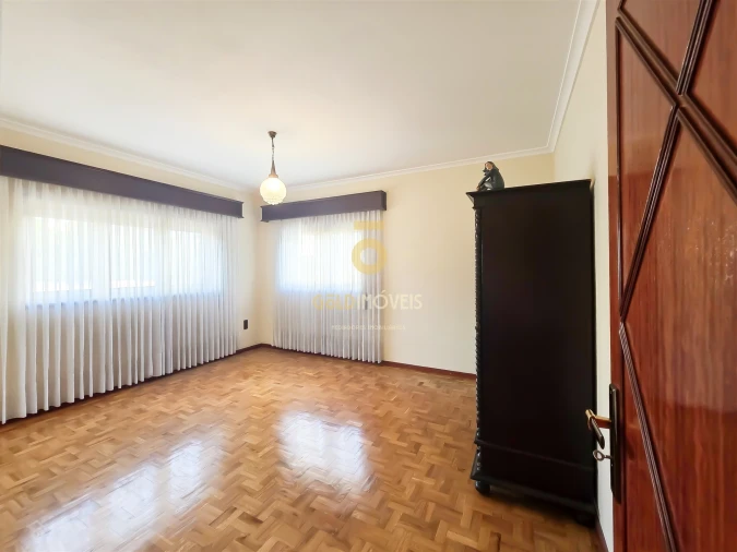 Moradia T3 para Venda em Guilhufe e Urrô Foto 9