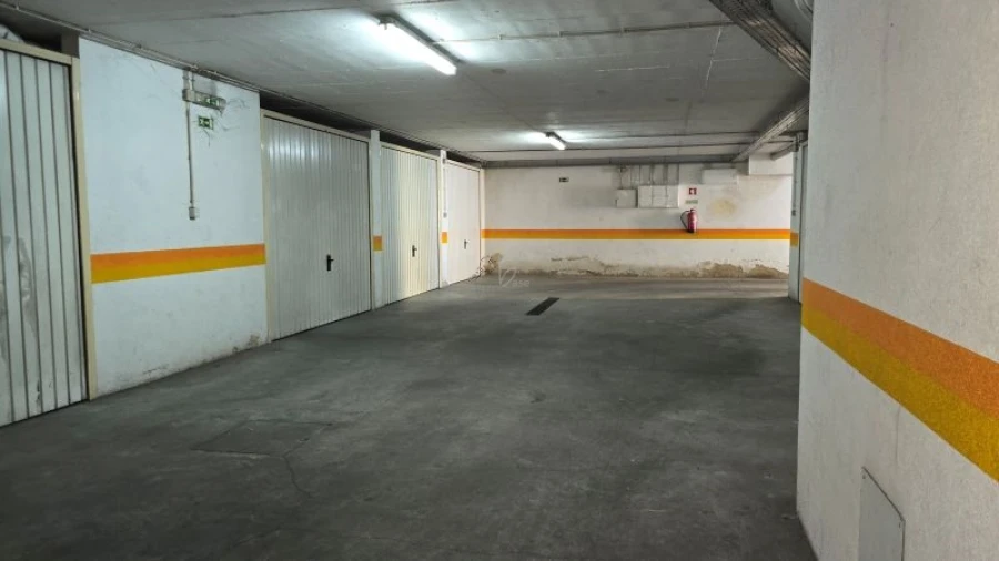 Apartamento T2 para Venda em Encosta do Sol Foto 35