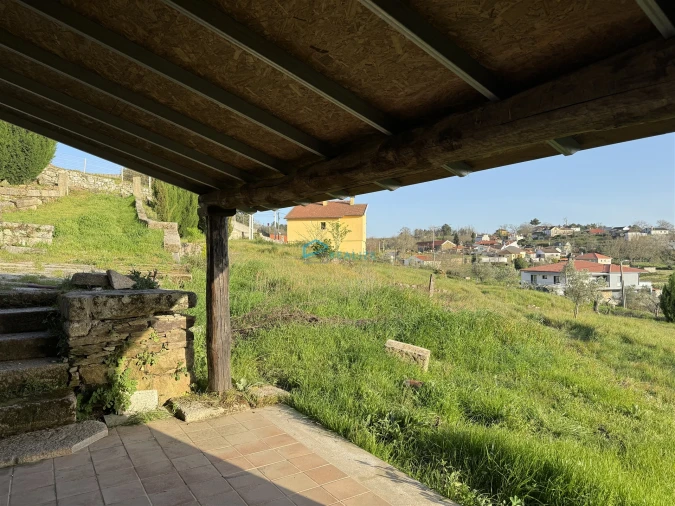 Moradia T2 para Venda em Nossa Senhora da Conceição, São Pedro e São Dinis Foto 8