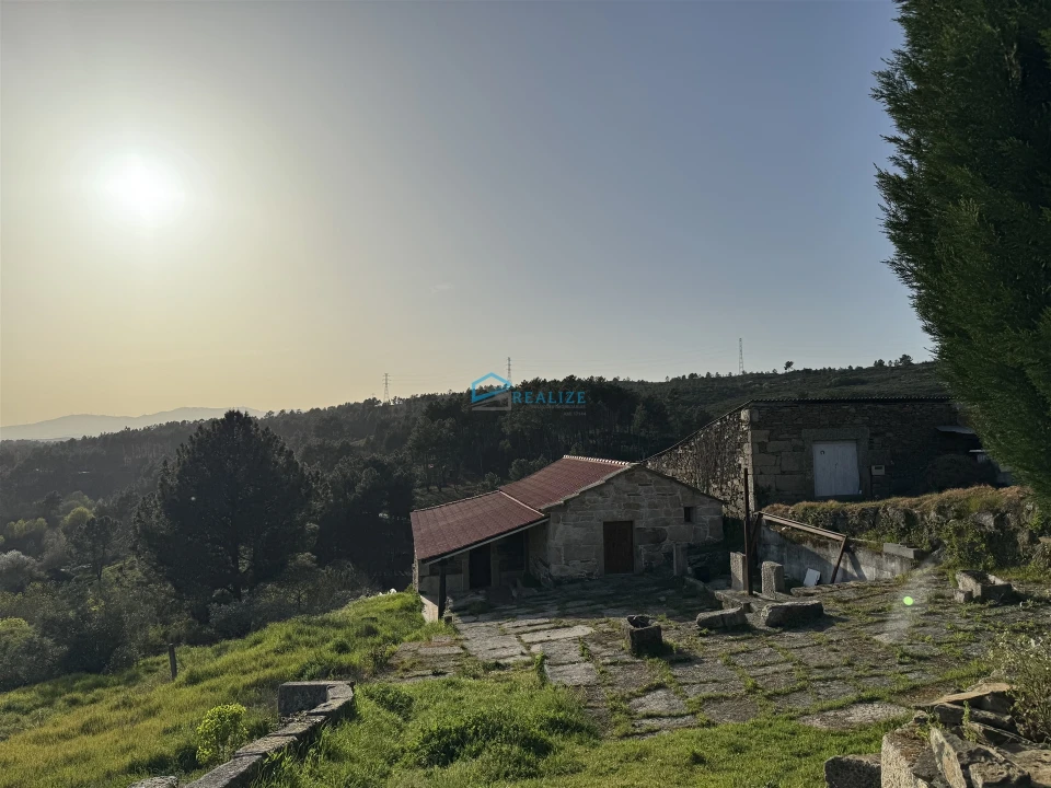 Moradia T2 para Venda em São Martinho de Antas e Paradela de Guiães Foto 1