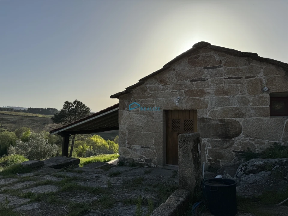 Moradia T2 para Venda em São Martinho de Antas e Paradela de Guiães Foto 3