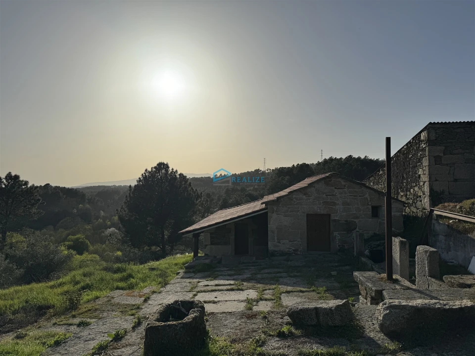 Moradia T2 para Venda em São Martinho de Antas e Paradela de Guiães Foto 2