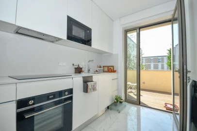 Apartamento T1 para Venda em Lordelo do Ouro e Massarelos