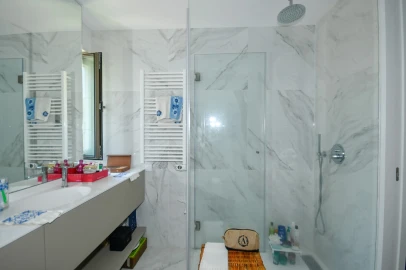Apartamento T1 para Venda em Lordelo do Ouro e Massarelos
