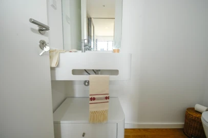 Apartamento T1 para Venda em Lordelo do Ouro e Massarelos