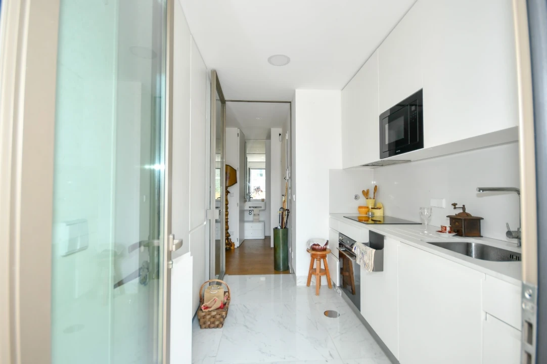 Apartamento T1 para Venda em Lordelo do Ouro e Massarelos Foto 16