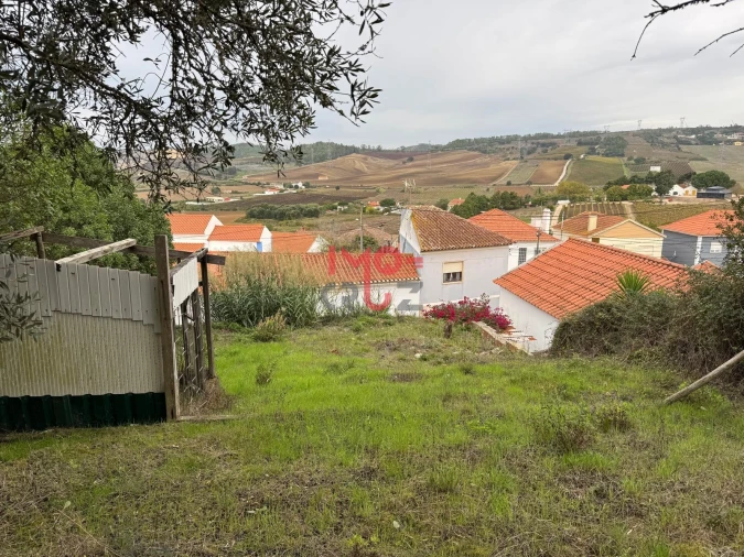 Terreno para Venda em Carvoeira e Carmões Foto 7