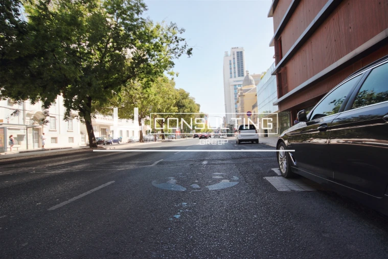 Apartamento T1 para Arrendamento em Avenidas Novas Foto 33