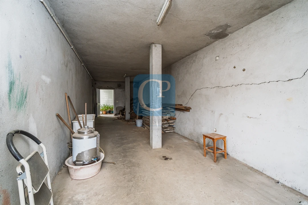 Moradia T5 para Venda em Oliveira do Douro Foto 38