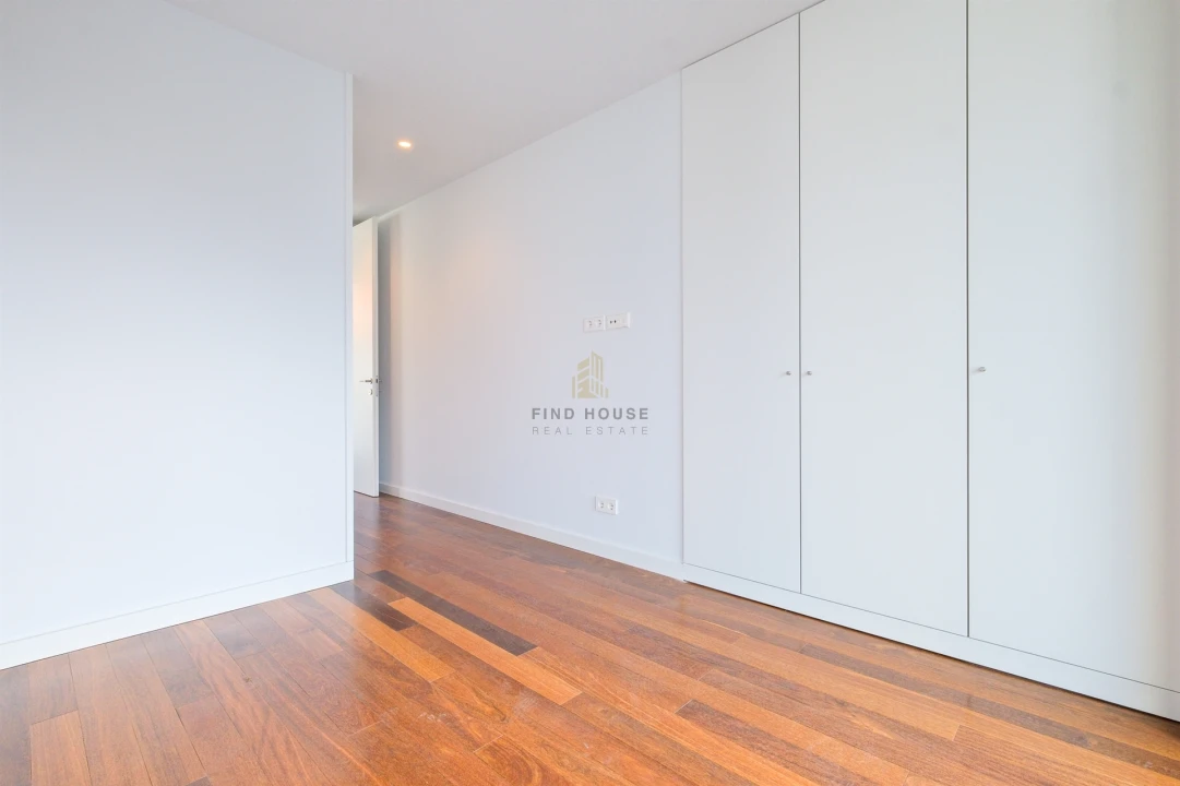 Moradia T3 para Venda em Ramalde Foto 31