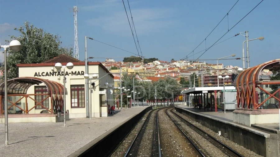 Apartamento T2 para Venda em Alcantara Foto 13