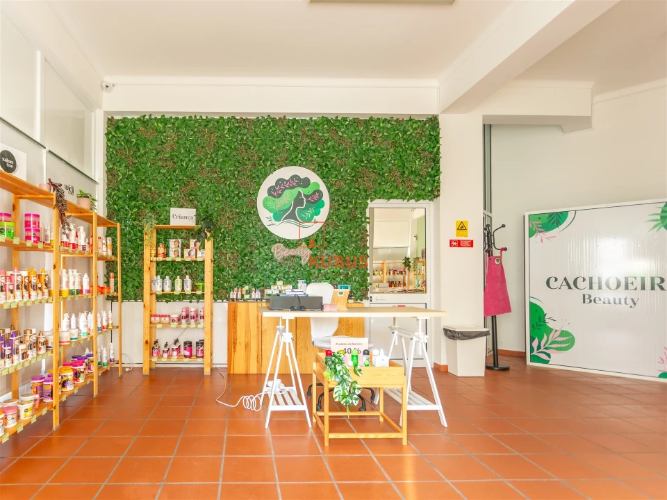 Loja para Trespasse em Nossa Sra de Fatima Foto 1