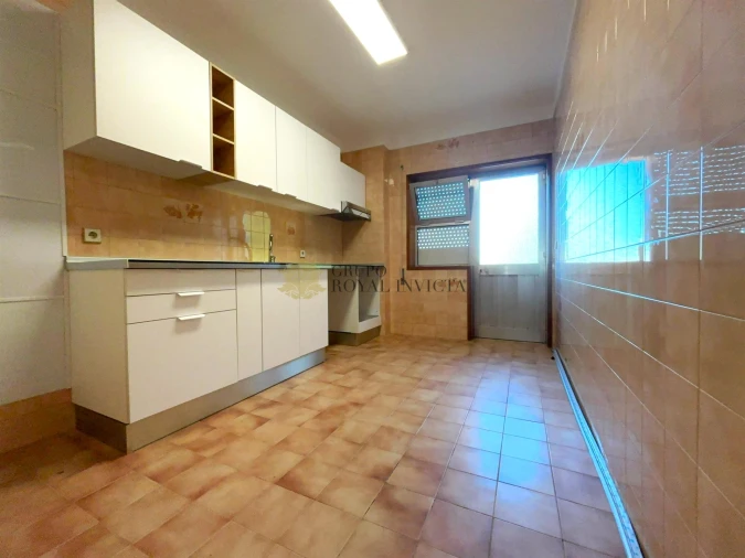 Apartamento T3 para Venda em Gondomar (São Cosme), Valbom e Jovim Foto 11