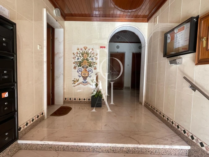 Apartamento T1 para Venda em Cacém e São Marcos Foto 10