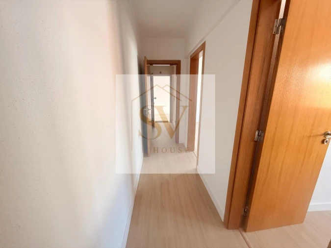 Apartamento T2 para Venda em Sesimbra (Santiago) Foto 4