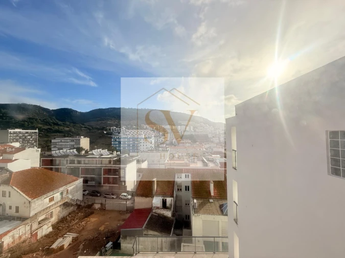 Apartamento T2 para Venda em Sesimbra (Santiago)