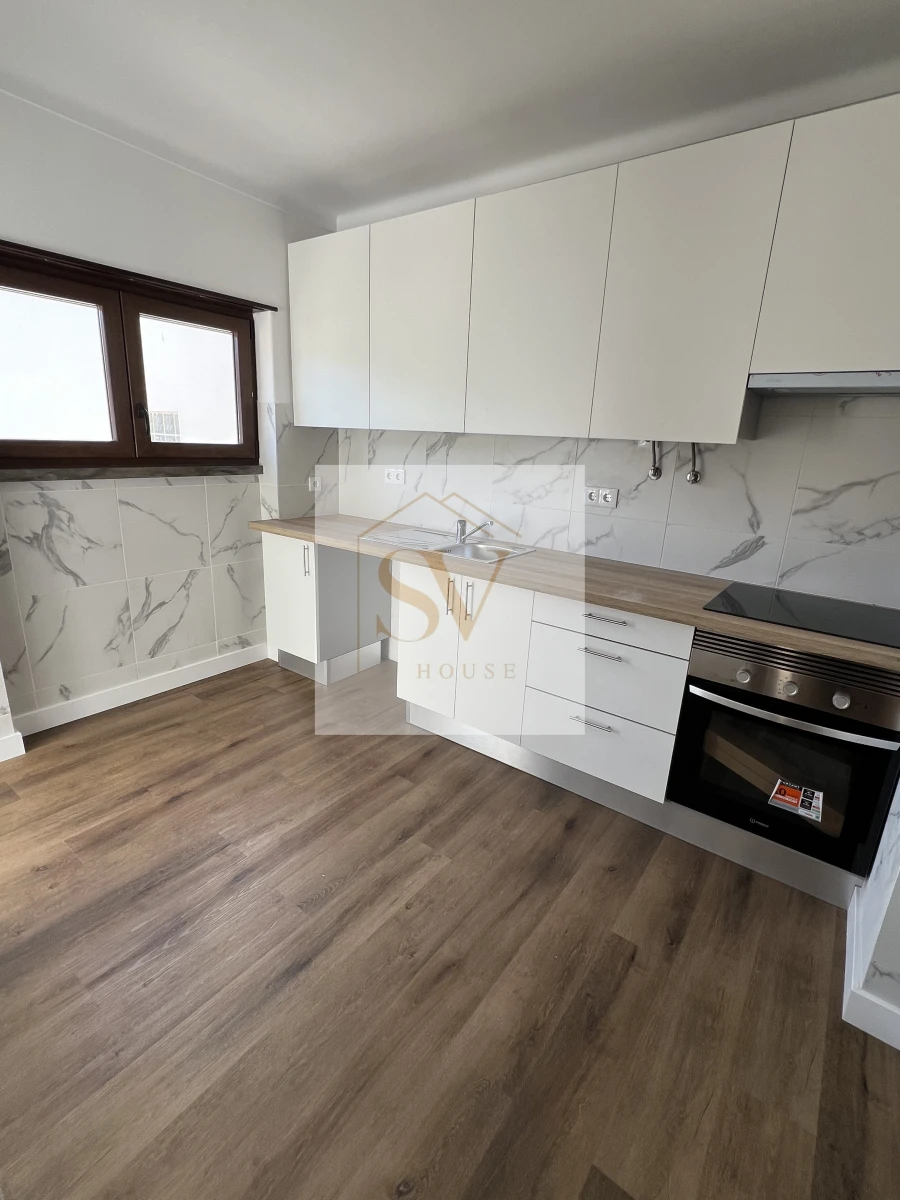 Apartamento T2 para Venda em Sesimbra (Santiago) Foto 6