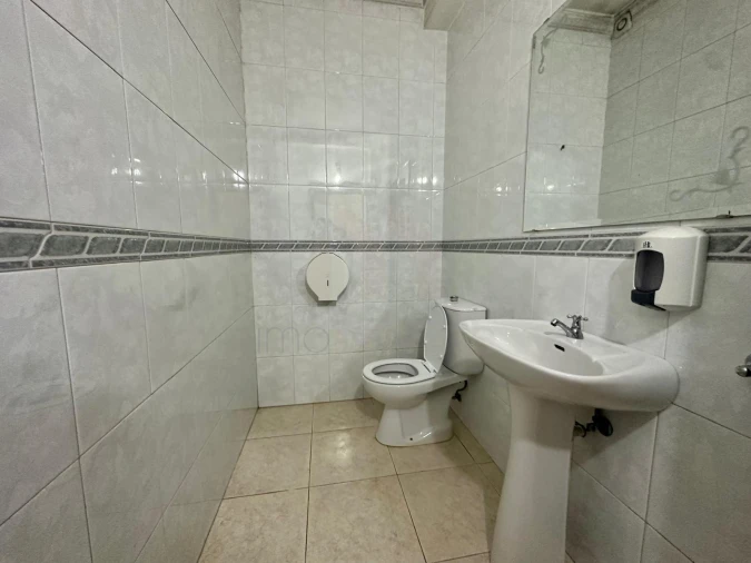 Loja para Venda em Carvalhosa Foto 13