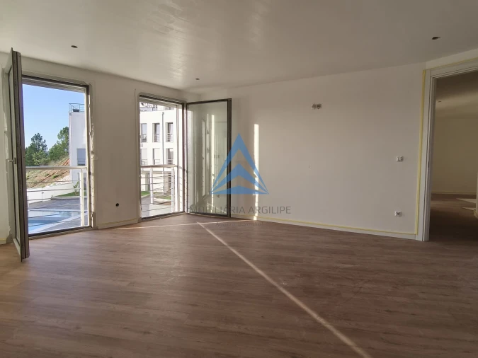 Apartamento T3 para Venda em Pombal Foto 8