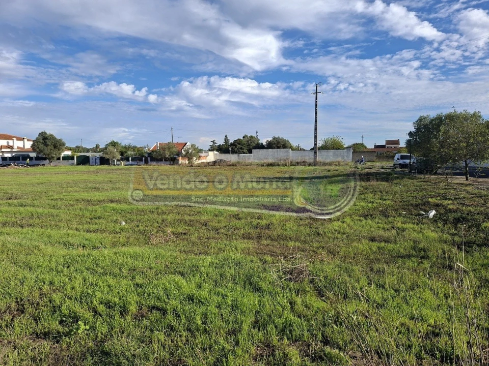 Terreno para Venda em Salvaterra de Magos e Foros de Salvaterra Foto 1