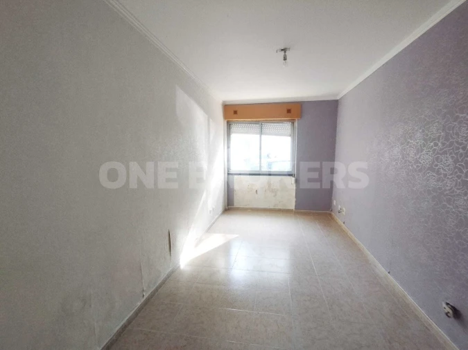 Apartamento T2 para Venda em Benfica Foto 12