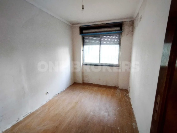 Apartamento T2 para Venda em Benfica Foto 7