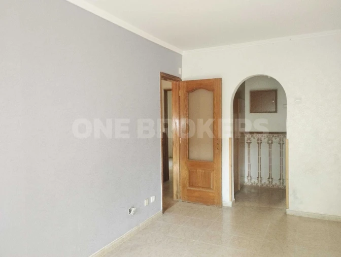 Apartamento T2 para Venda em Benfica Foto 4