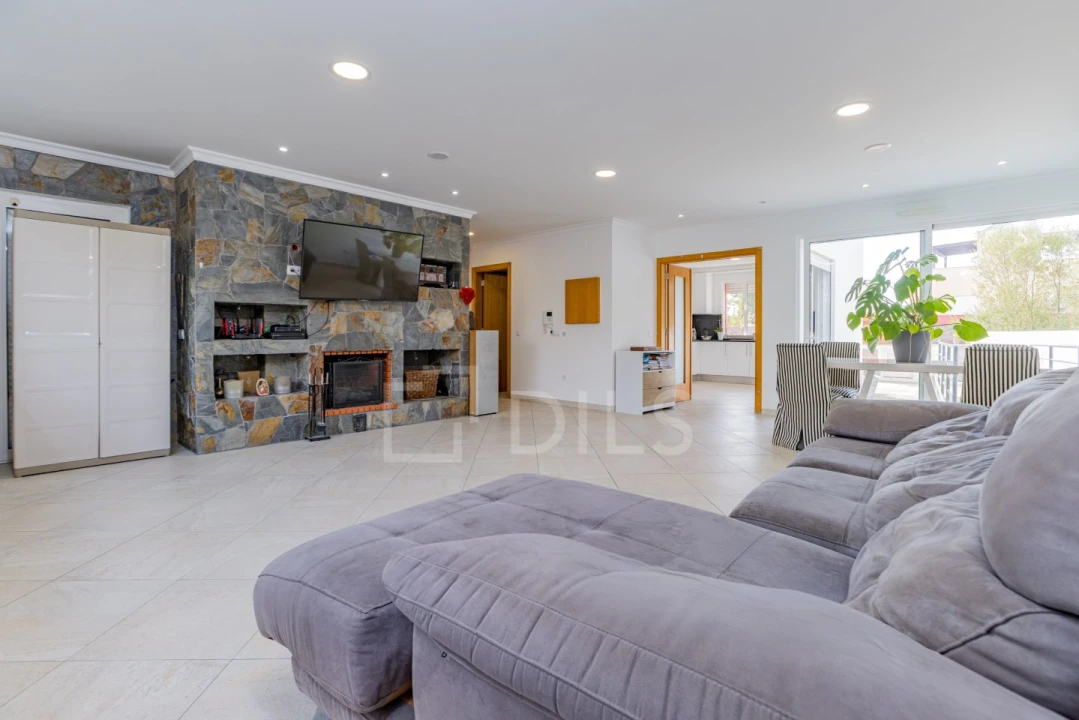 Moradia T3 para Venda em Luz de Tavira e Santo Estêvão Foto 4