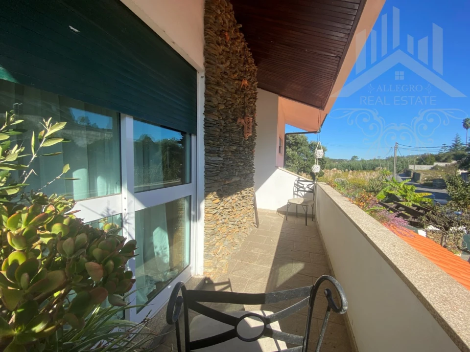 Moradia T5 para Venda em Foz do Sousa e Covelo Foto 30