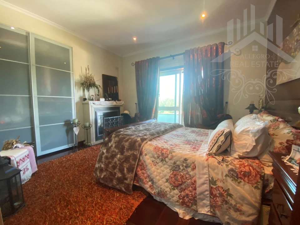 Moradia T5 para Venda em Foz do Sousa e Covelo Foto 42