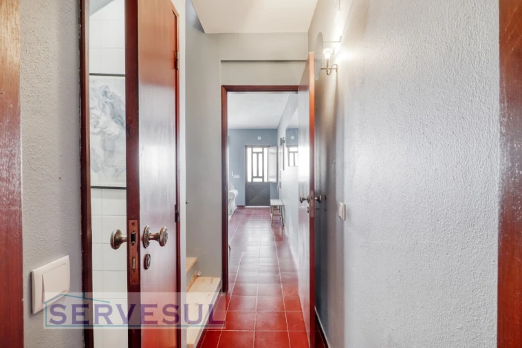 Moradia T2 para Venda em Silves Foto 13