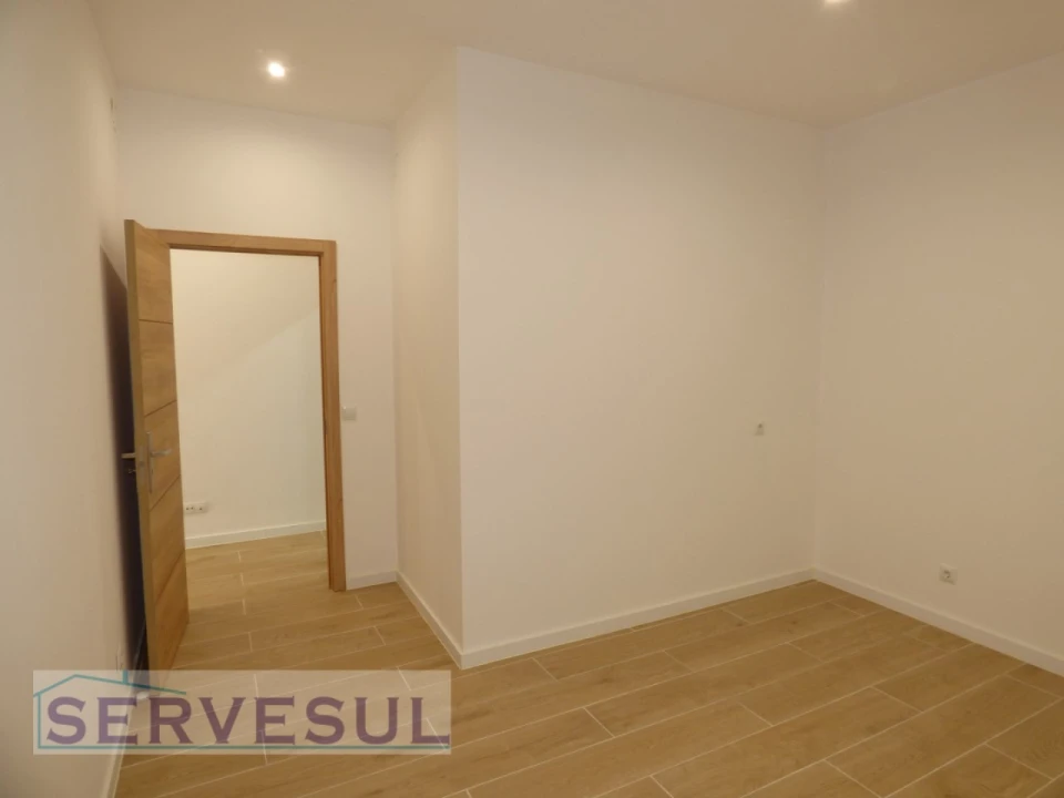 Apartamento para Venda em Silves Foto 13