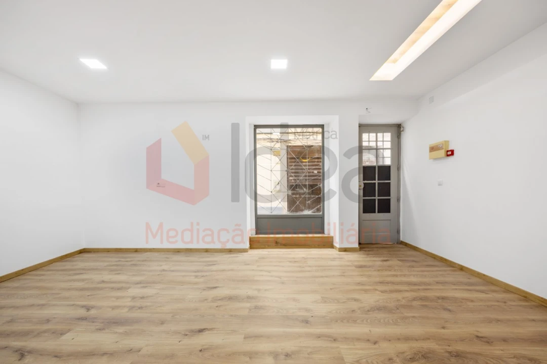 Loja para Venda em União das Freguesias de Setúbal Foto 9