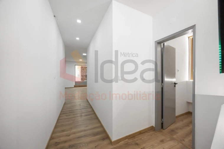 Loja para Venda em União das Freguesias de Setúbal Foto 10